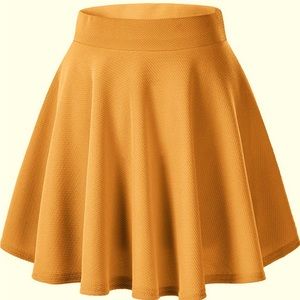 Urban Coco - Size Medium - Yellow Skater Style Skirt w/Wide Elastic Waist Band